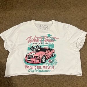 Graphic T-shirt crop top